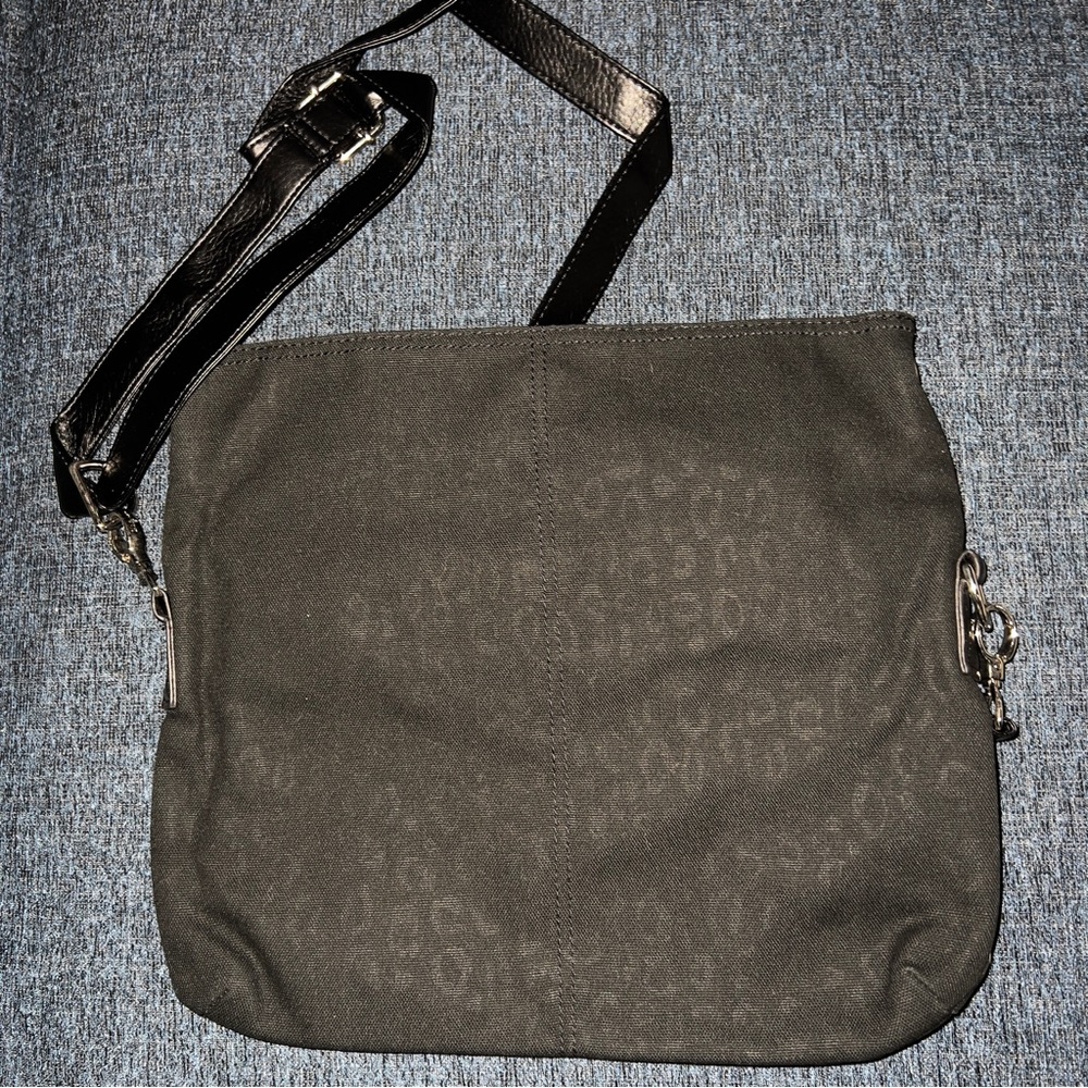 Thirty one purse